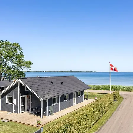 Amma - 15m From The Sea By Interhome * Sjolund